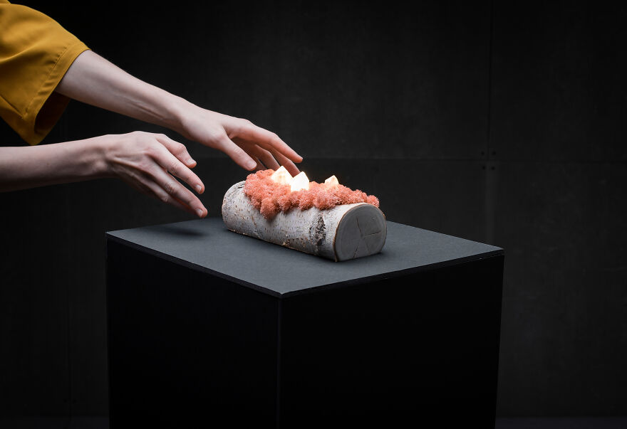 We Craft Unique Night Lamps From Glowing Crystals On Mossy Logs (23 Pics) We Craft Unique Night Lamps From Glowing Crystals On Mossy Logs (23 Pics)