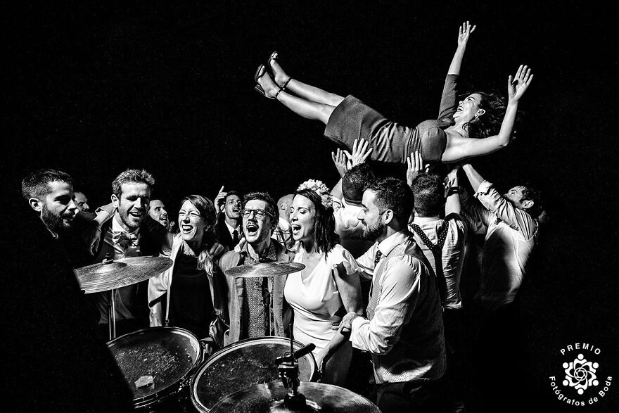 Exquisite Candid Moment Caught By Mónica Del Agua