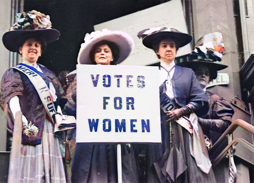 10 Election Pictures That Show How Little Has Changed In 100 Years