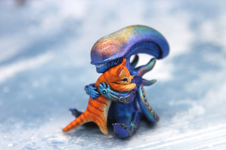 Cute Xenomorph With Jonsey Cat