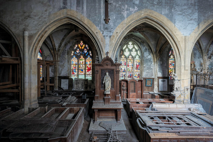 Hand Me Over The Sky / 13th-Century Church, France, Bourgogne-Franche-Comté Region