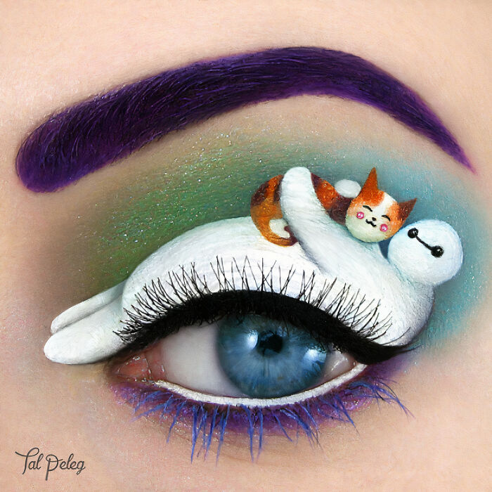 Makeup Artist Uses Her Eyes As A Canvas Creating Stunning Art