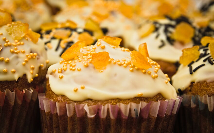 2019, Cupcakes With Extras