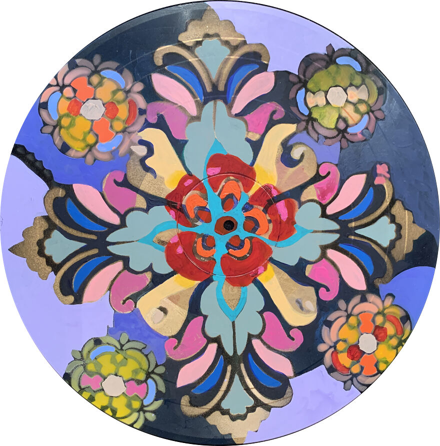 Corona Series 105 | Baroque Dreams