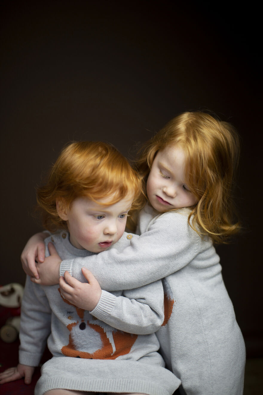 Photographer's Daughters Izzy & Ada Dodds, Scotland