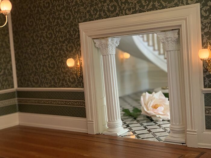 Take A Look At This Masterfully Crafted Dollhouse That Costs A Fortune (15 Pics) Take A Look At This Masterfully Crafted Dollhouse That Costs A Fortune (15 Pics)