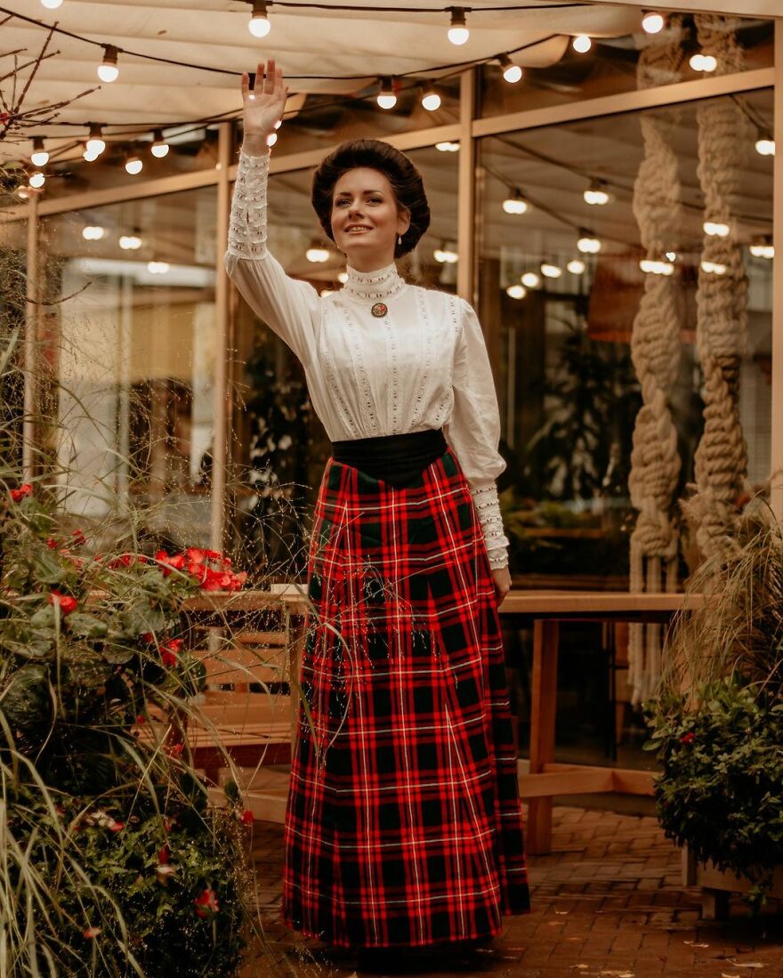 Woman-Dresses-19th-Century-Fashion-Vintage-Clothes-Mila-Povoroznyuk-Your-Sunny-Flowers