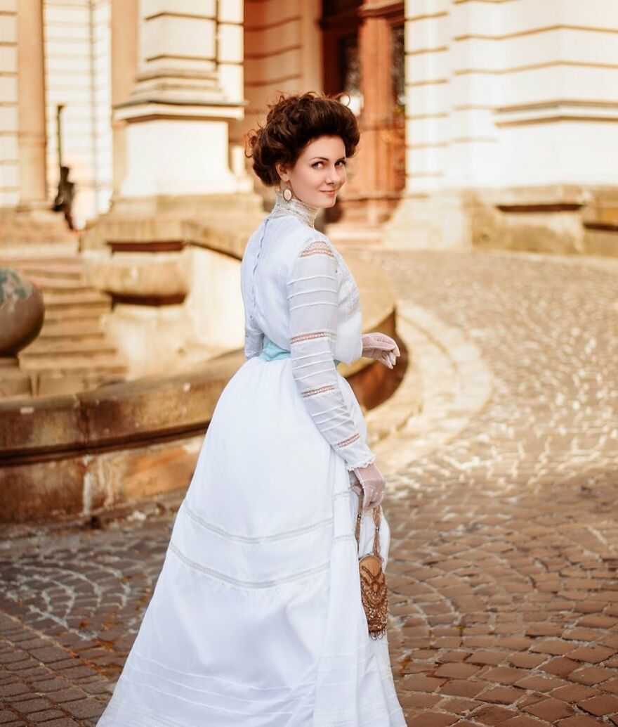 Woman-Dresses-19th-Century-Fashion-Vintage-Clothes-Mila-Povoroznyuk-Your-Sunny-Flowers