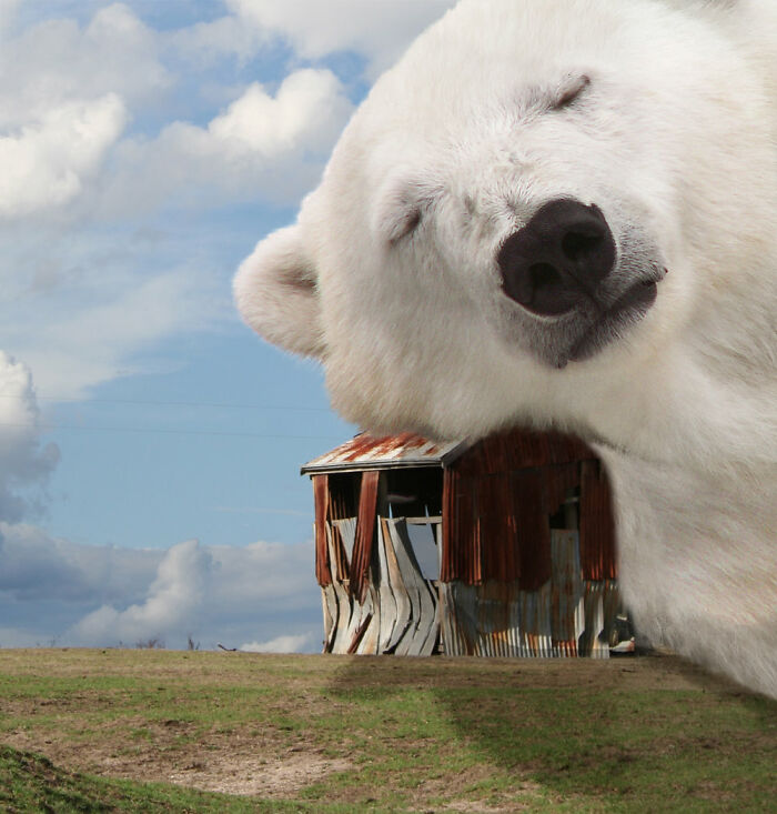 What Would Happen If Giant People "Invaded" Our Cities? Digital Artists Bring That Answer