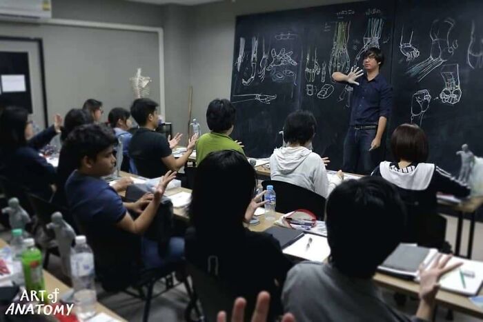 Pics From This Anatomical Drawing Class In Thailand Are Going Viral Pics From This Anatomical Drawing Class In Thailand Are Going Viral