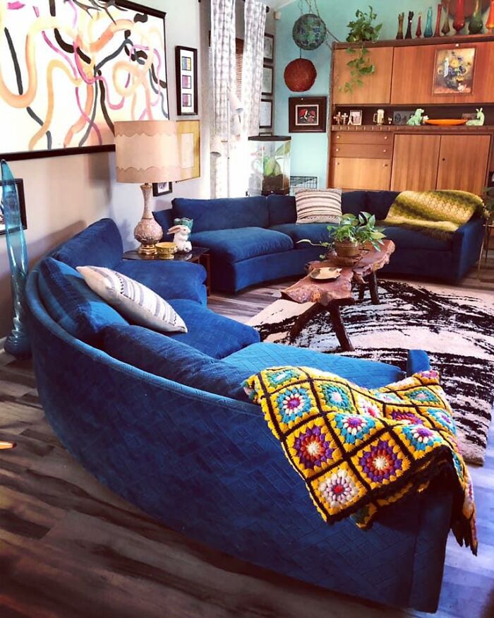 My Teenage Daughter Was Walking Through A Thrift Store When This Great Curved Mid Century Blue Couch Came In The Door