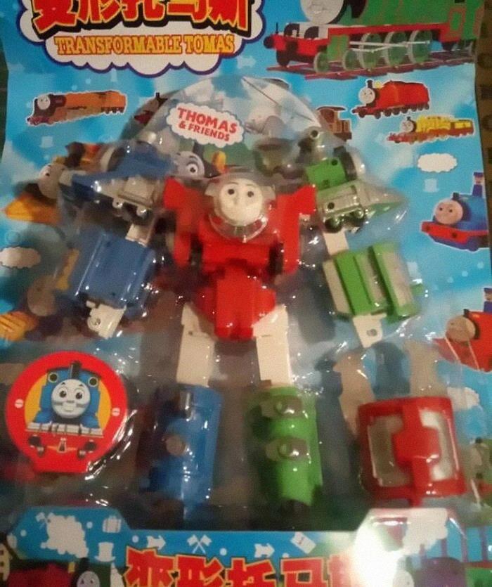 Transformable Thomas™️
📷: @skreeeeongk_boom