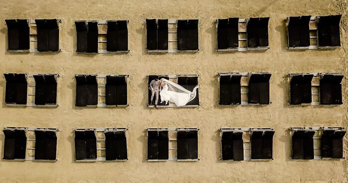 The Most Brilliant And Creative Wedding Photos Of The Decade Have Been Announced, Here Are The Best 50 Pics