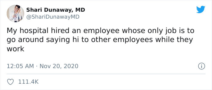 Hospital Hired A Dog Employee Whose Only Job Is To Go Around Saying Hi To Other Employees While They Work Hospital Hired A Dog Employee Whose Only Job Is To Go Around Saying Hi To Other Employees While They Work