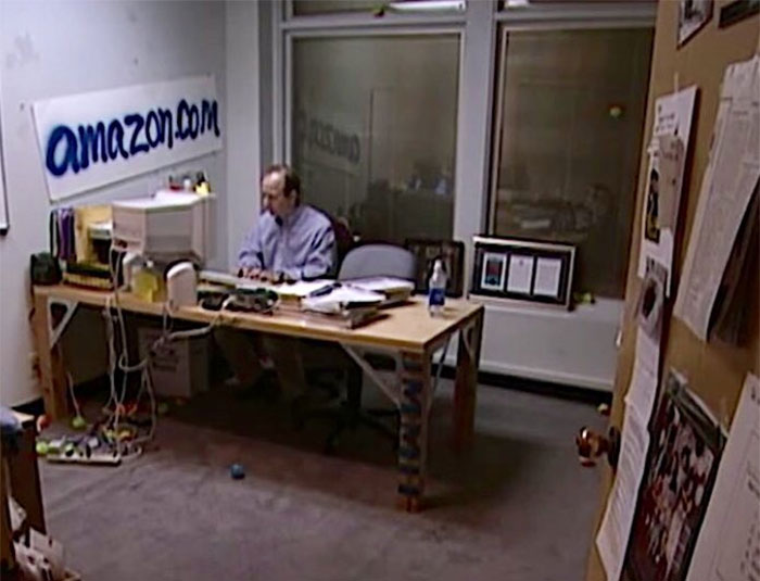 Amazon, 1999
