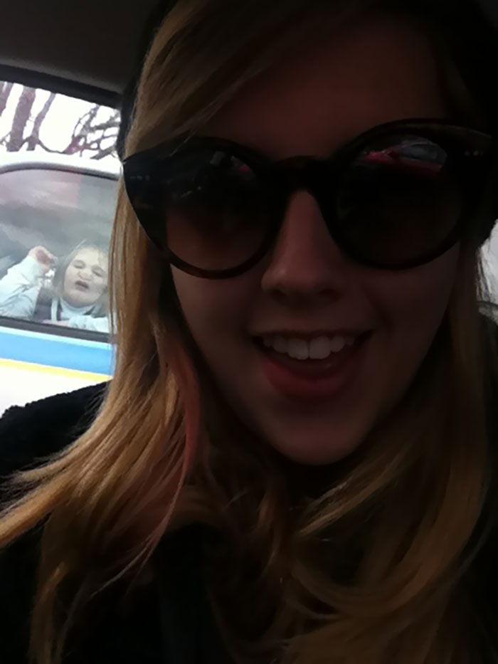 Photobomb Level: Duckbill Platypus