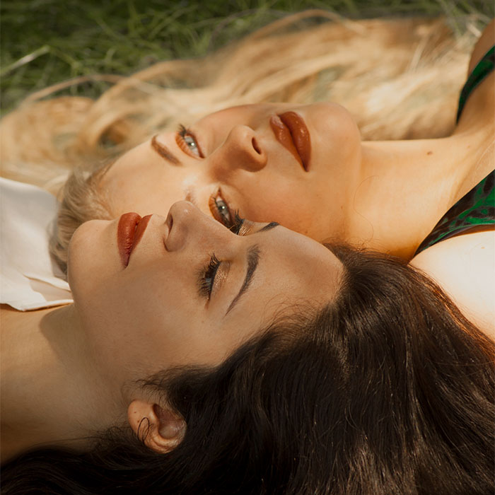 I Reveal Intimate Moments Of Everyday Life In My Photographs (30 Pics)