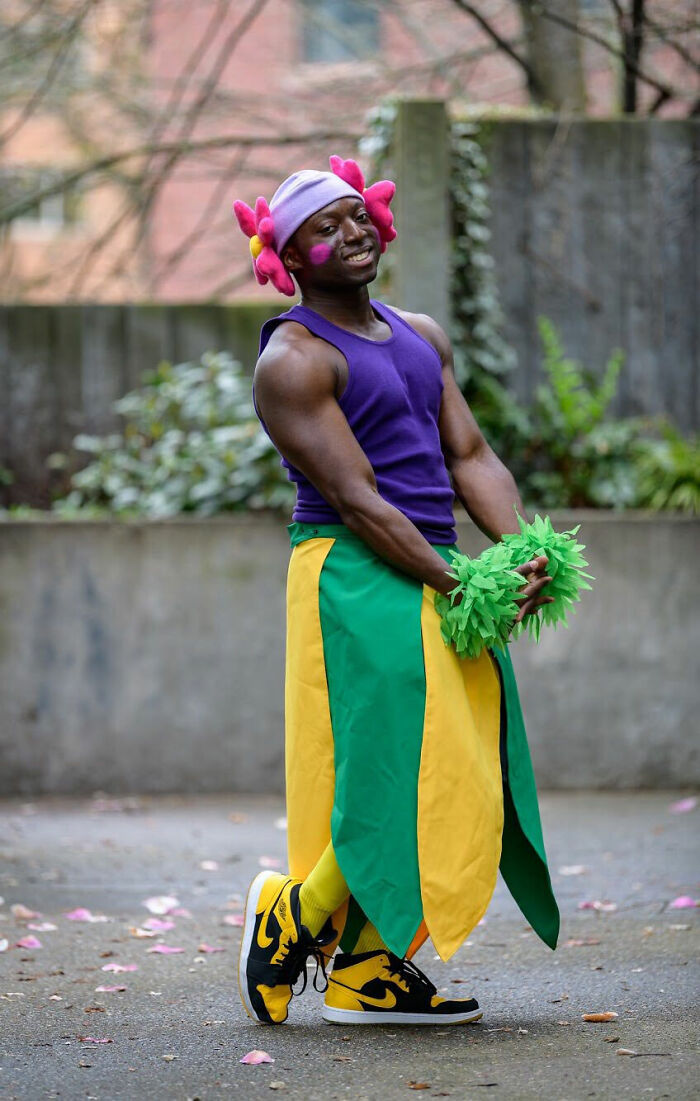 This 29-Year-Old Firefighter From Alabama Is Doing Pokémon Cosplay, Absolutely Kills It By Doing So This 29-Year-Old Firefighter From Alabama Is Doing Pokémon Cosplay, Absolutely Kills It By Doing So