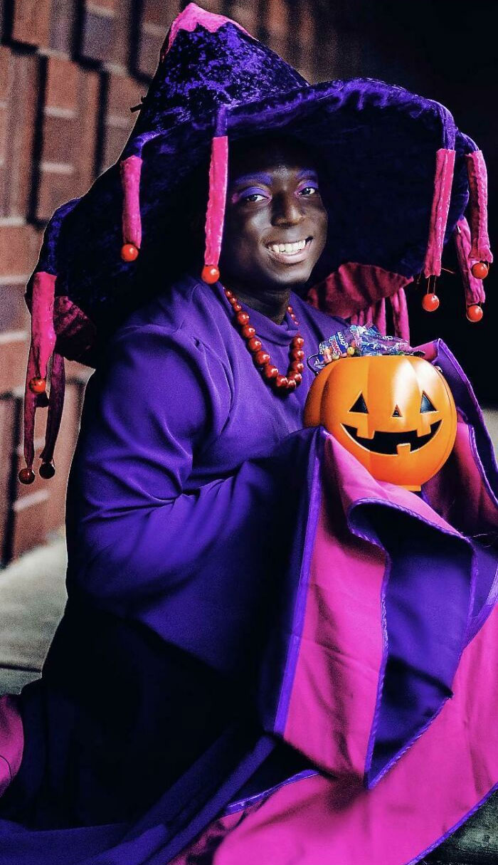 This 29-Year-Old Firefighter From Alabama Is Doing Pok&eacute;mon Cosplay, Absolutely Kills It By Doing So