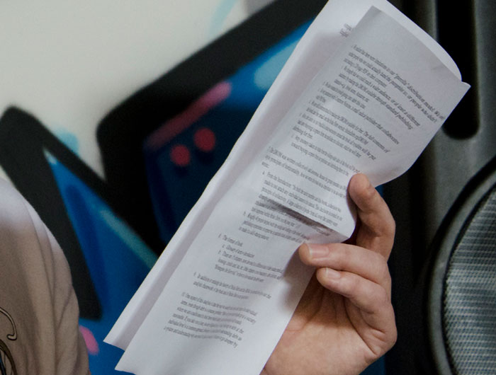 Bank Sends This Person An Ambiguous &ldquo;Super Predatory&rdquo; Letter About An Unpaid Debt From 2 Decades Ago, Luckily They Read It Carefully