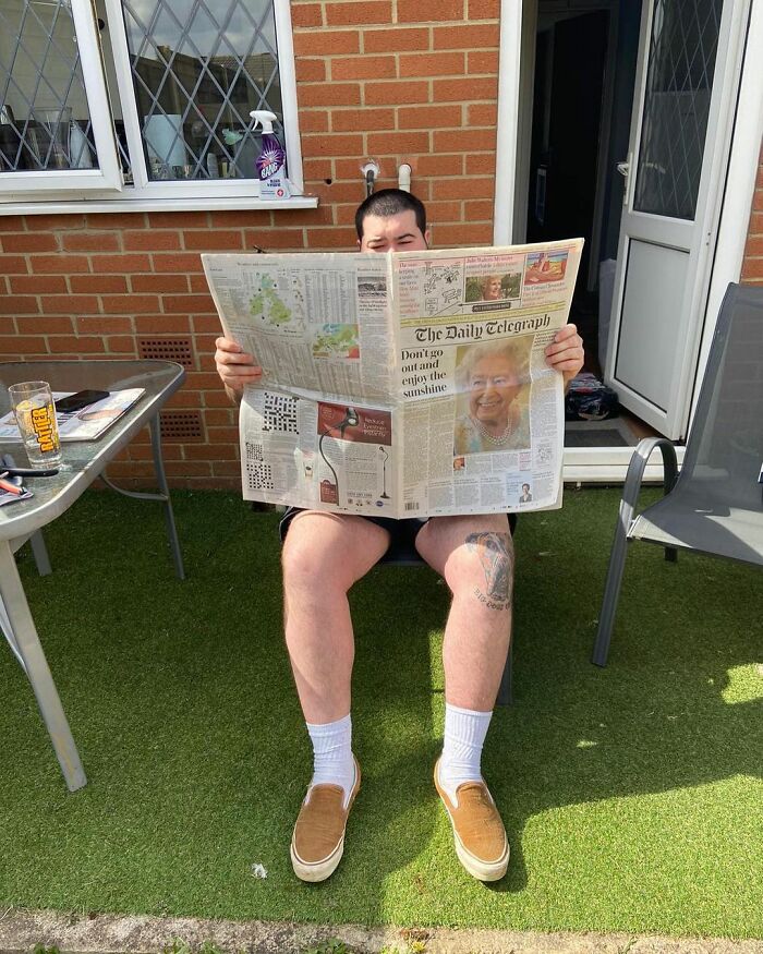 "The Islamabad News", Rating 2/10