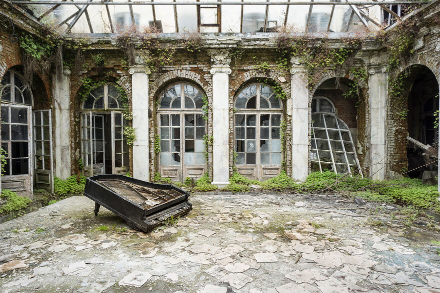 Requiem Pour Pianos 30 - Poland