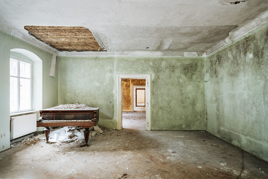 Requiem Pour Pianos 86 - Austria