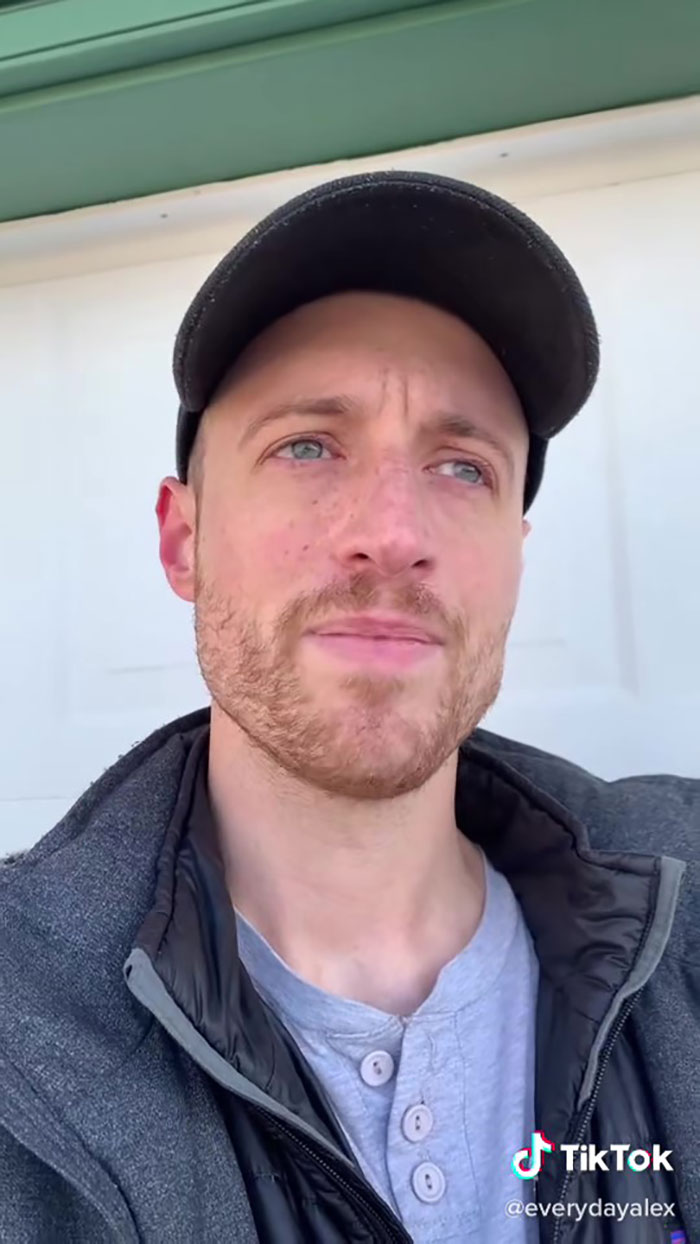 Guy Leaves Key Under Doormat For Thieves To Find So They Could Have A Chance To Change Their Life Guy Leaves Key Under Doormat For Thieves To Find So They Could Have A Chance To Change Their Life