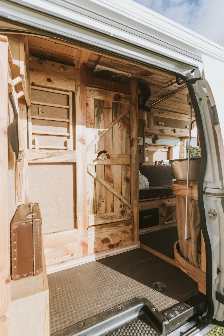 Don&rsquo;t Be Fooled By His Rustic Interior, This Ldv Van Is Packed With Cool Features.