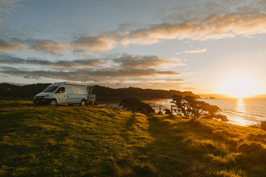 Don&rsquo;t Be Fooled By His Rustic Interior, This Ldv Van Is Packed With Cool Features.