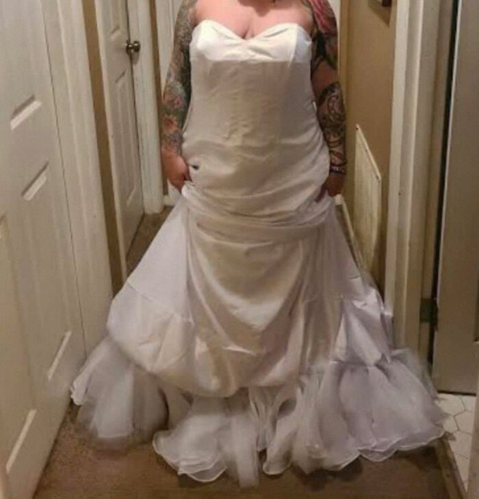 Bride Complains Her Wedding Dress Looks 'Nothing Like Order', Get...