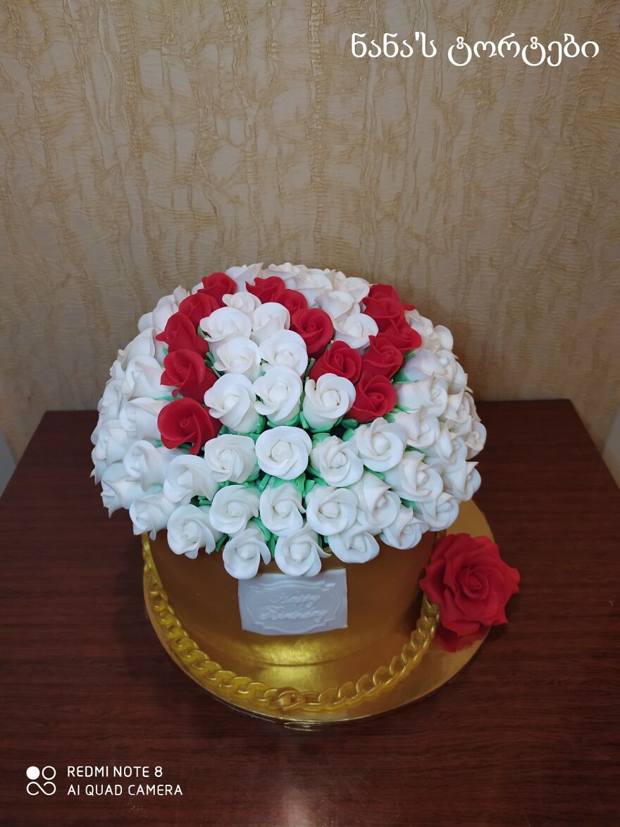 My Aunt's Artistic Cakes (26 Pics)