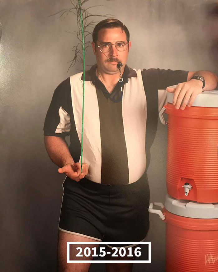 Awesome PE Teacher Decides To Take Hilarious School Photos Each Year Since 2014 And People Love It Awesome PE Teacher Decides To Take Hilarious School Photos Each Year Since 2014 And People Love It
