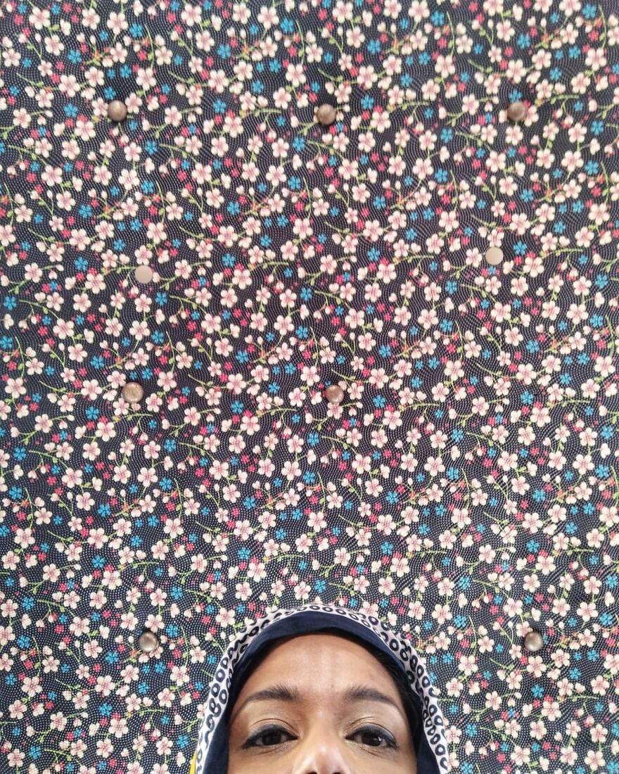 Journalist Has A Hobby Taking Pictures Of The Roof Of Taxis In Mumbai And His Collection Is Incredible