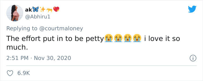 890K People On Twitter Are Cracking Up At This Dad Who Decided To Photoshop His Ex-Wife Out Of A Family Pic Before Posting It 890K People On Twitter Are Cracking Up At This Dad Who Decided To Photoshop His Ex-Wife Out Of A Family Pic Before Posting It