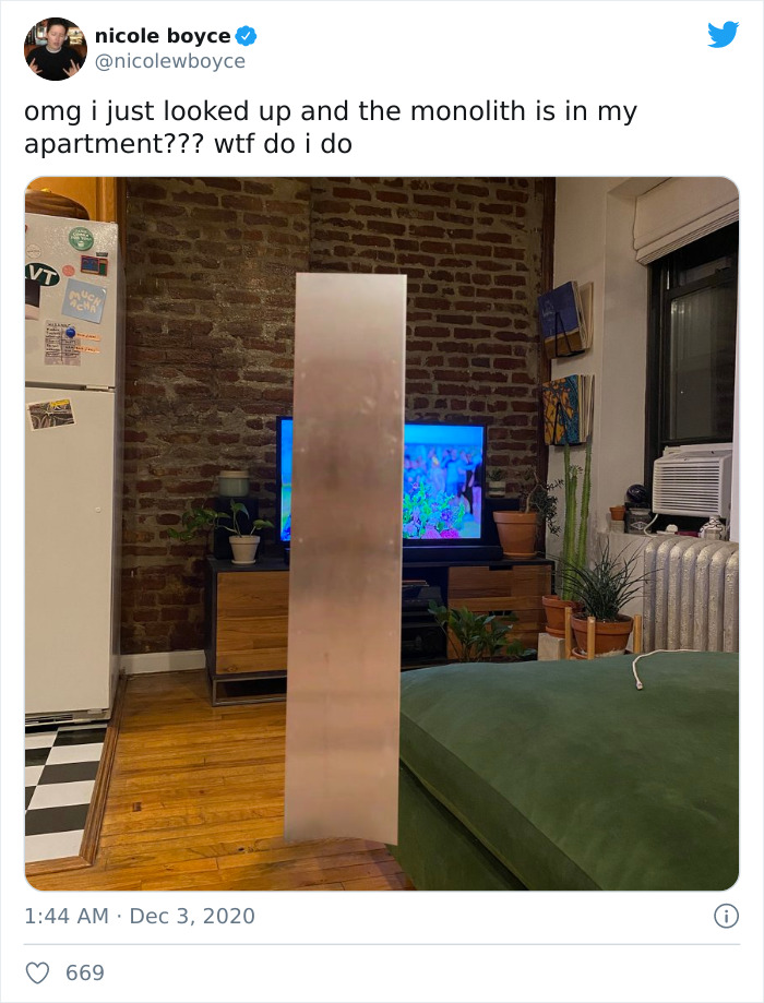 Mysterious-Monolith-California-Mountain-Memes