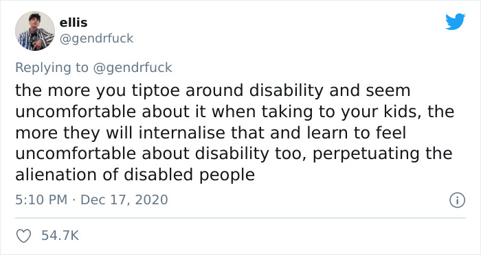 Guy With A Disability Tweets A Story Of How This One Mom Handled Her Curious Kid Asking Why He Was In A Wheelchair, Receives 788K Likes On Twitter Guy With A Disability Tweets A Story Of How This One Mom Handled Her Curious Kid Asking Why He Was In A Wheelchair, Receives 788K Likes On Twitter