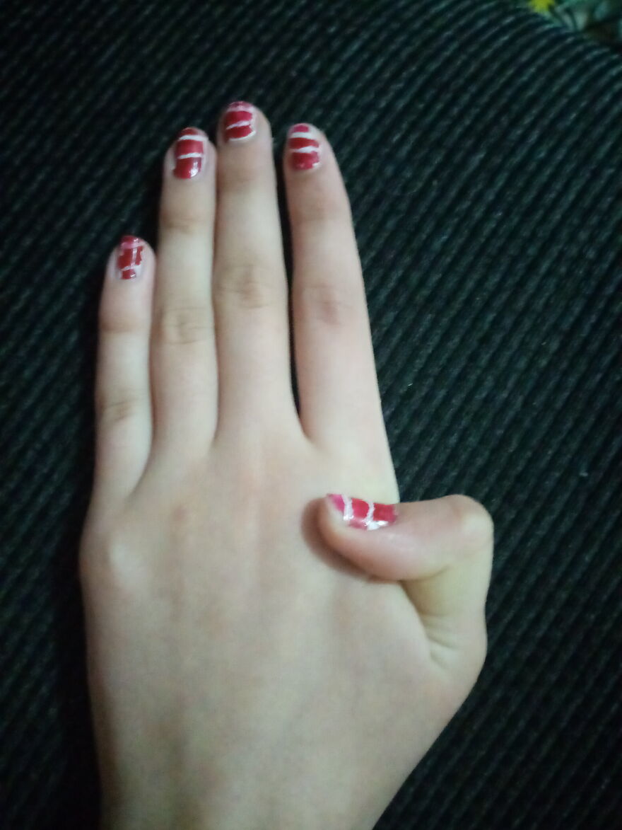 Bonus: Candy Cane Nails