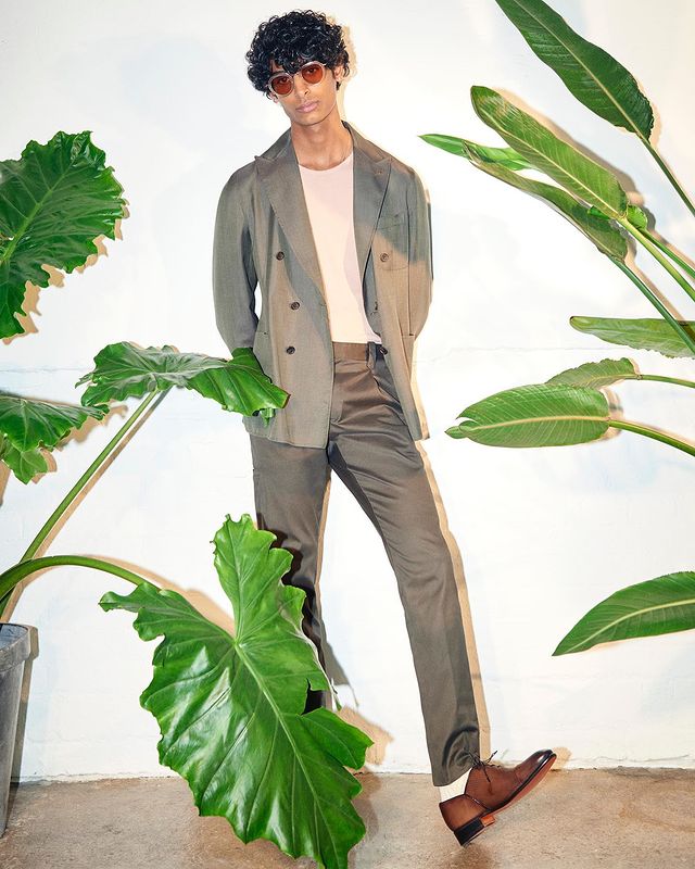 "Don't Piss Off Your Photographer": Photographer Got His Revenge On Sir Philip Green For Being Rude During The Photoshoot