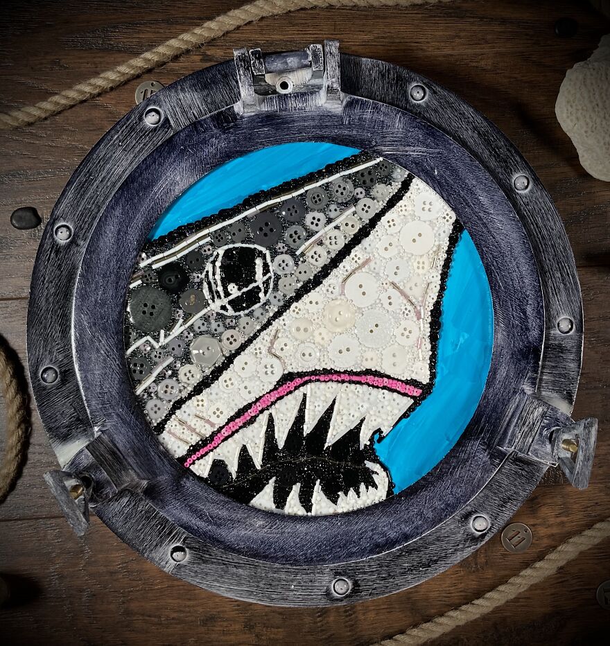 My Art From Button And Beads