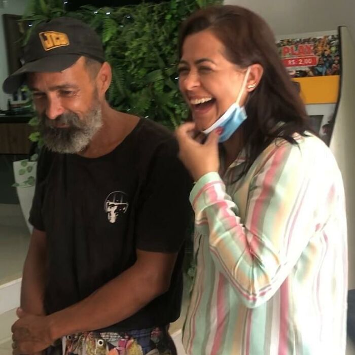 This Homeless Man Is Found By His Family Who Thought He Had Been Dead For 10 Years After His Transformation Photos Go Viral This Homeless Man Is Found By His Family Who Thought He Had Been Dead For 10 Years After His Transformation Photos Go Viral