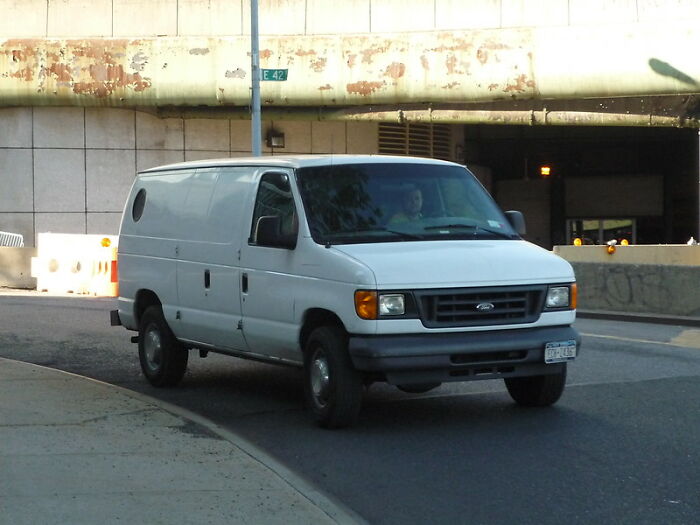 Redditors Share 24 Scams They Fell For So Others Won’t