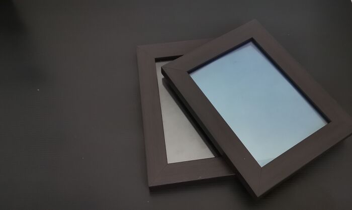 27-Year-Old Student Creates Solar Panels Made From Food Waste That Can Produce Energy Even On Cloudy Days 27-Year-Old Student Creates Solar Panels Made From Food Waste That Can Produce Energy Even On Cloudy Days