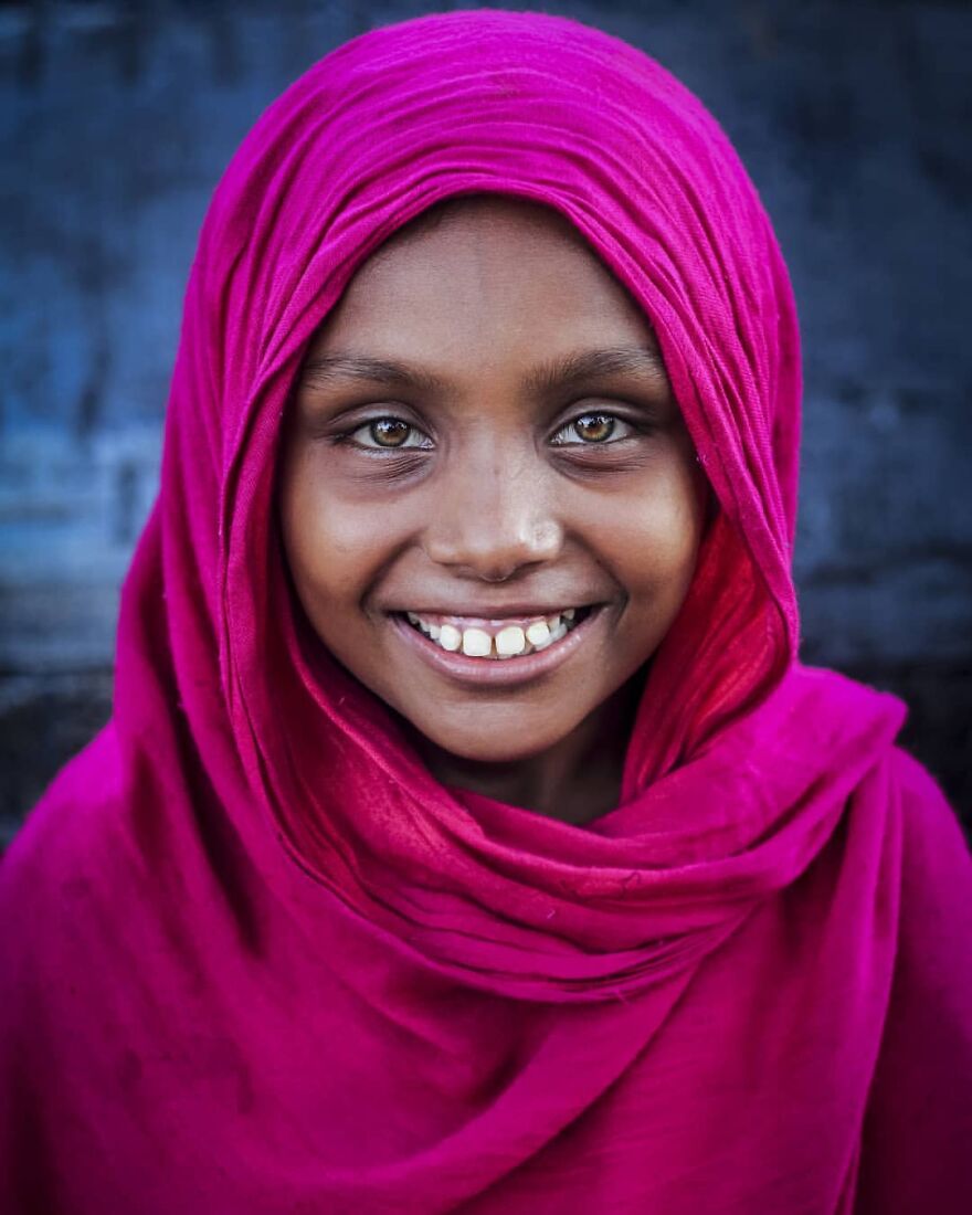 Photographer Manages To Capture The Soul Emotion Of Bangladesh's Population