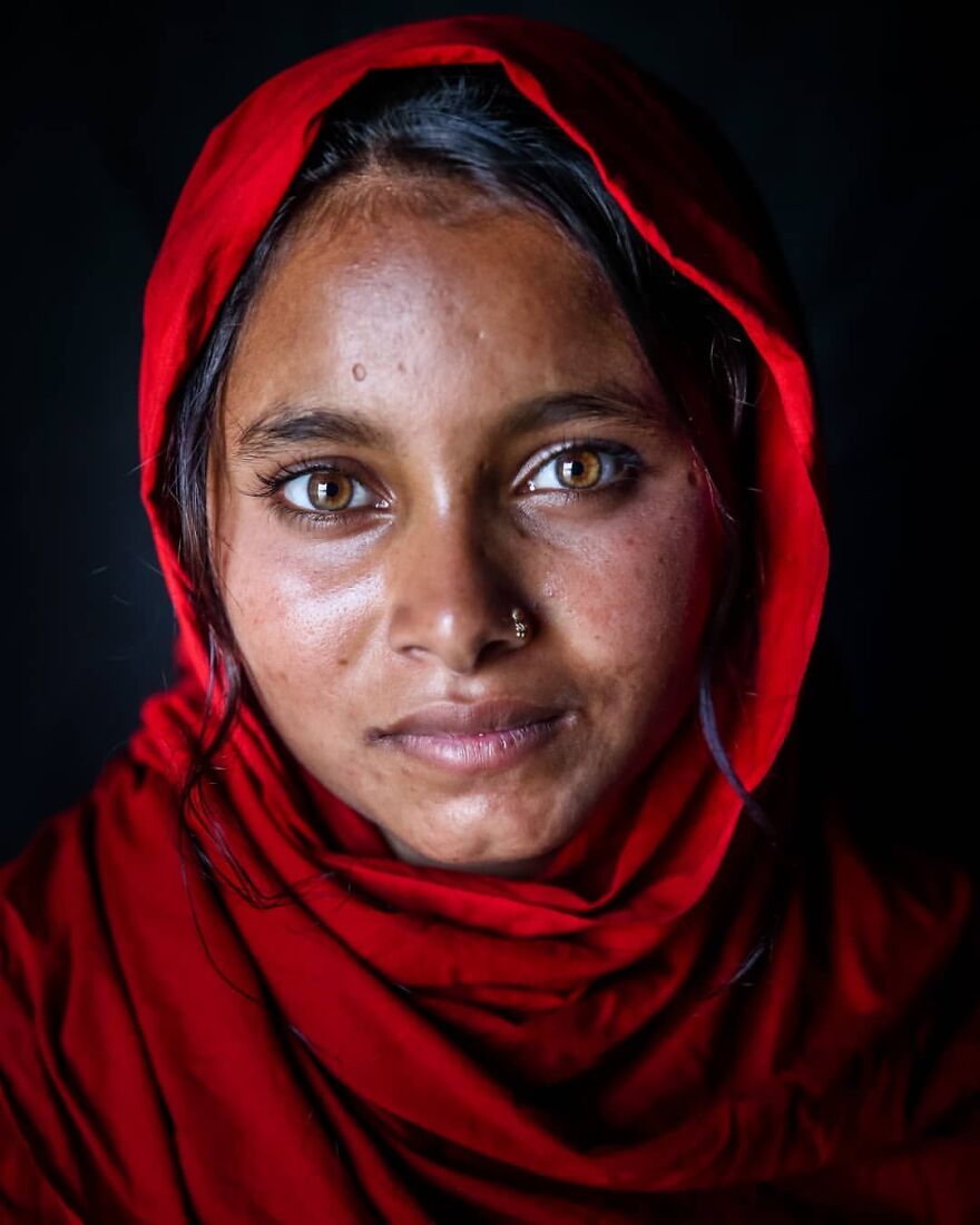 Photographer Manages To Capture The Soul Emotion Of Bangladesh's Population