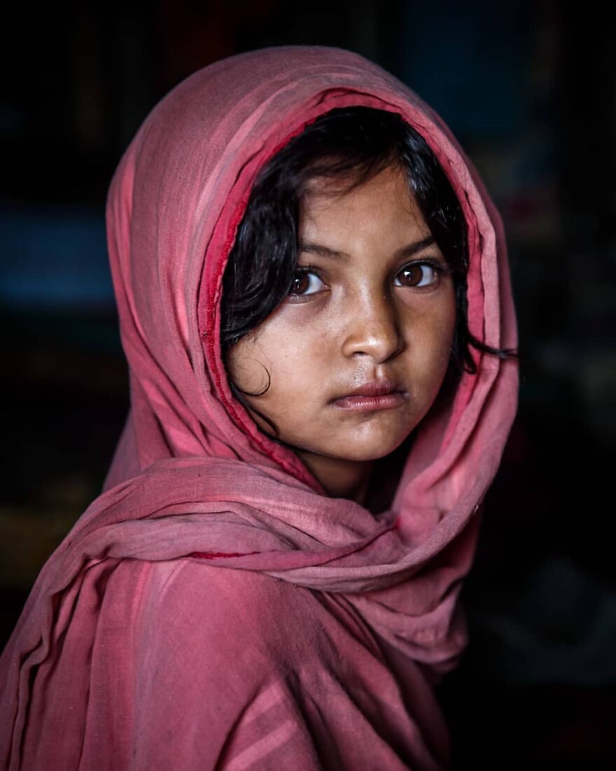 Photographer Manages To Capture The Soul Emotion Of Bangladesh's Population