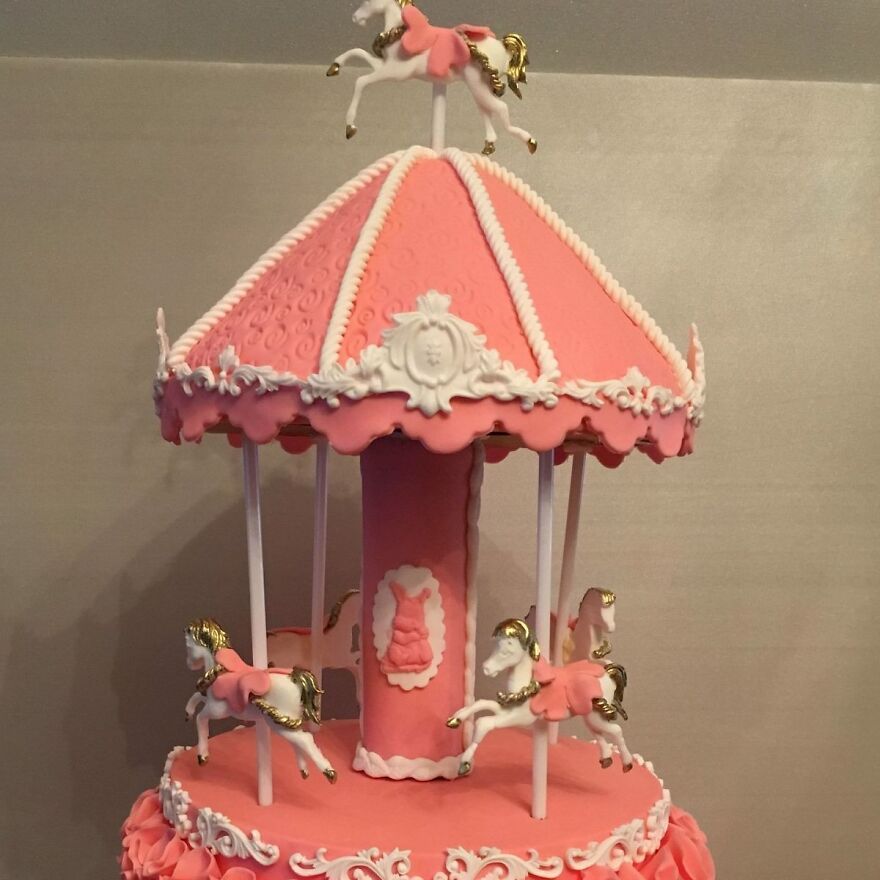 My Aunt's Artistic Cakes (26 Pics)