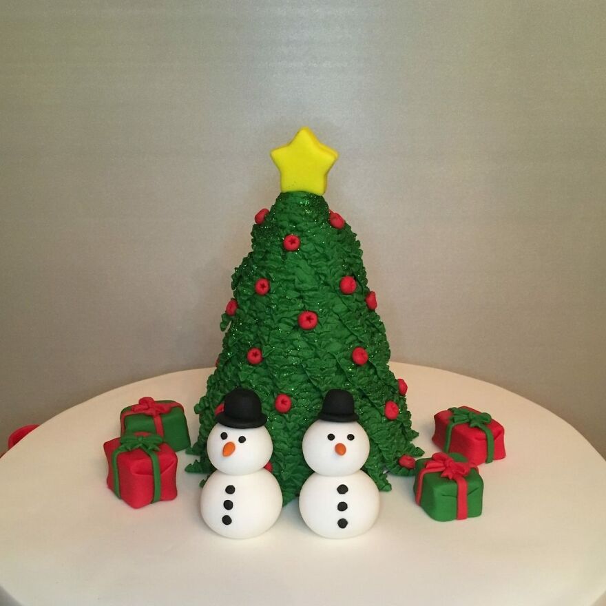 My Aunt's Artistic Cakes (26 Pics)