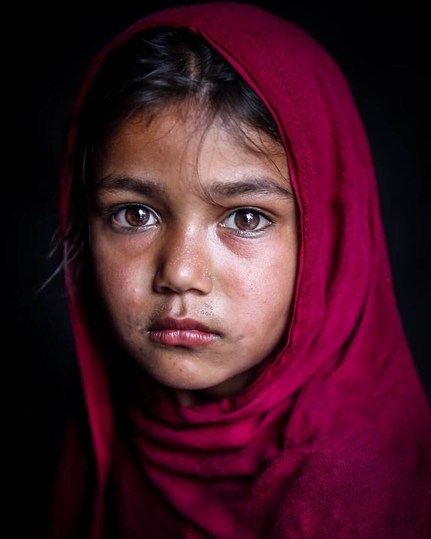 Photographer Manages To Capture The Soul Emotion Of Bangladesh's Population