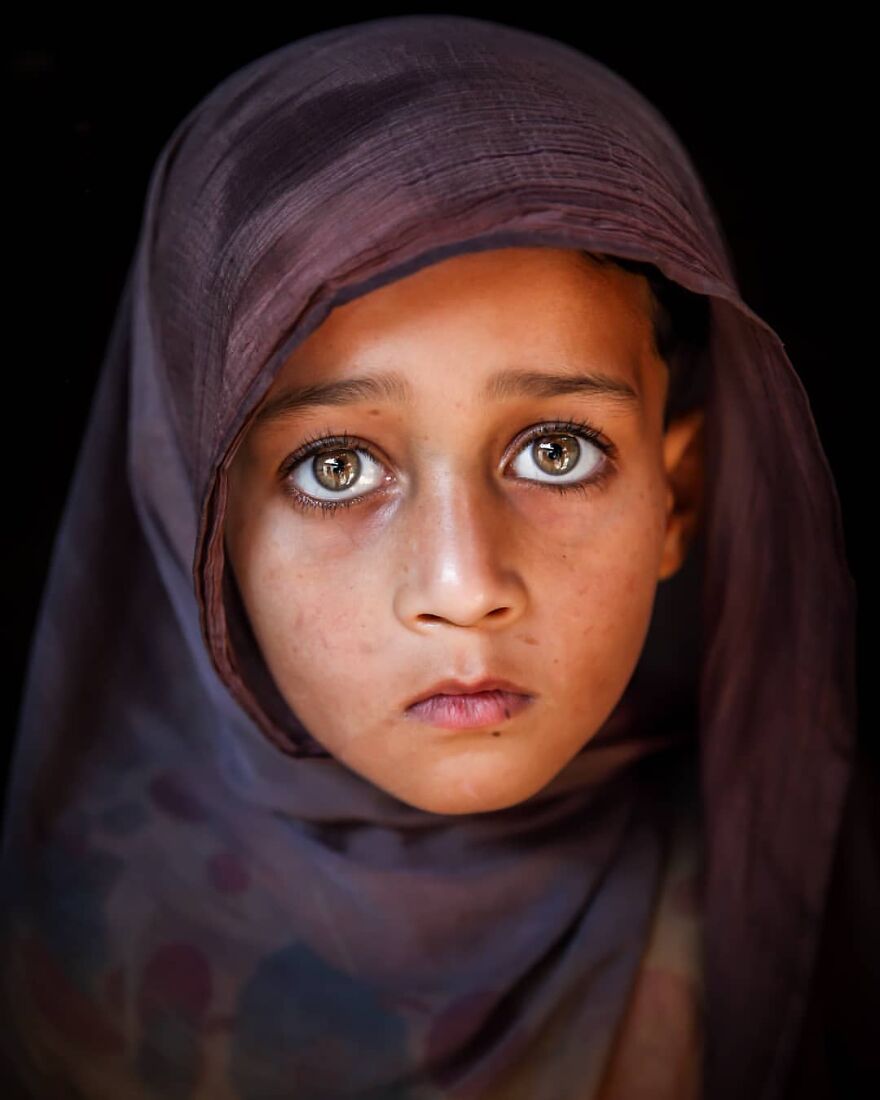 Photographer Manages To Capture The Soul Emotion Of Bangladesh's Population